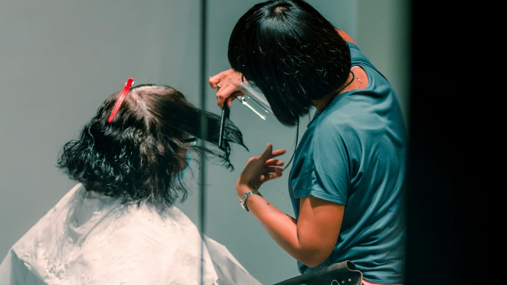 The Ultimate Guide to Wig Care and Maintenance in Montreal's Climate